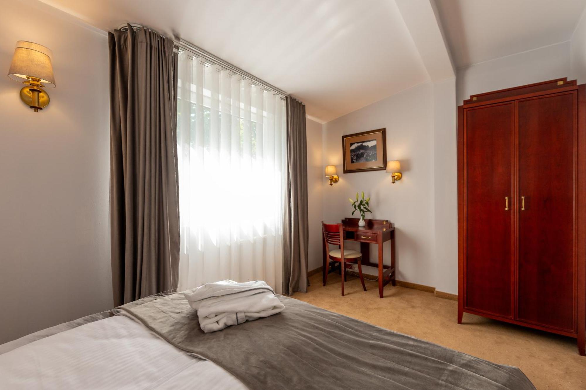 Hotel Moscicki Spala Luaran gambar