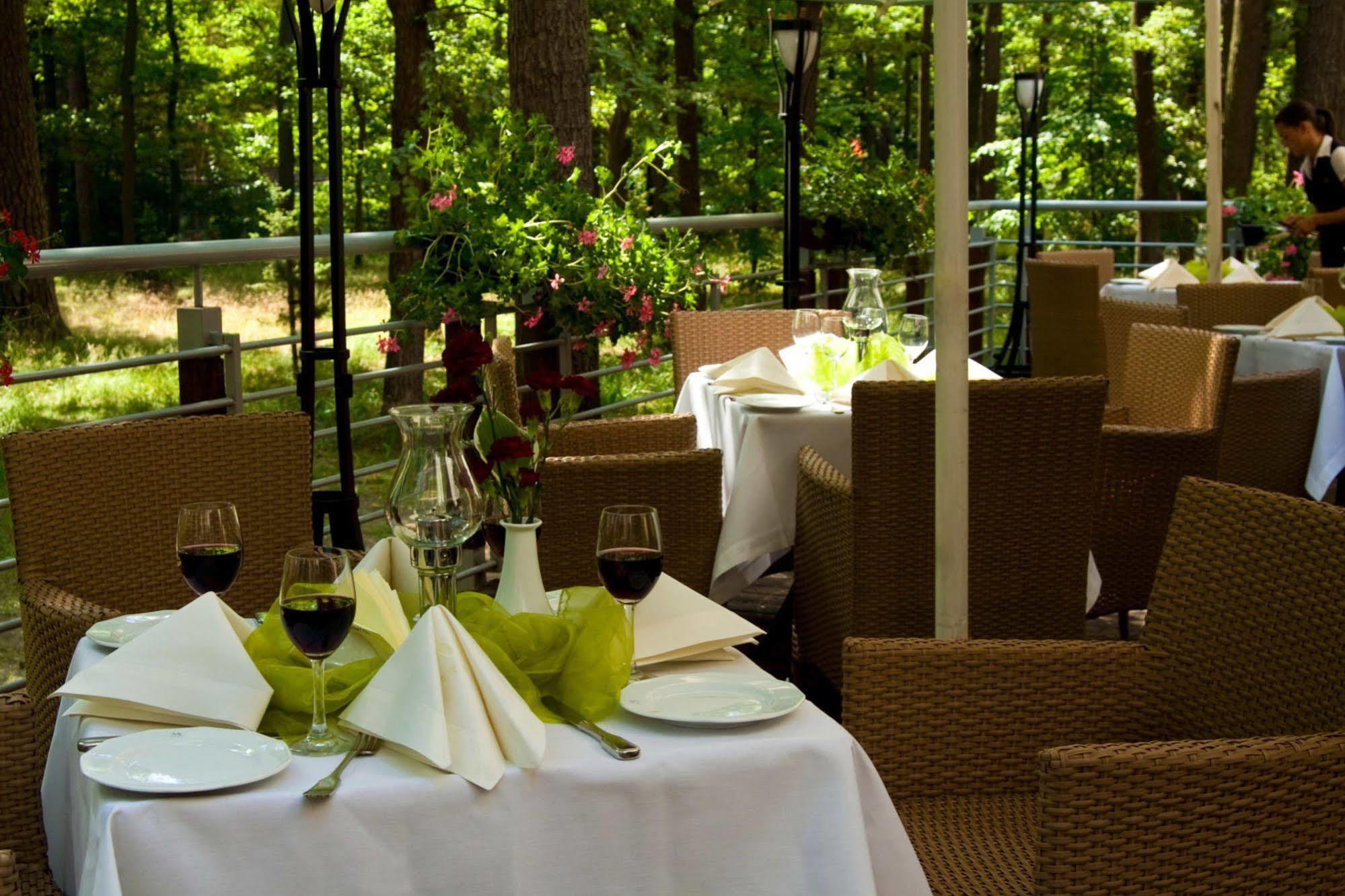 Hotel Moscicki Spala Luaran gambar